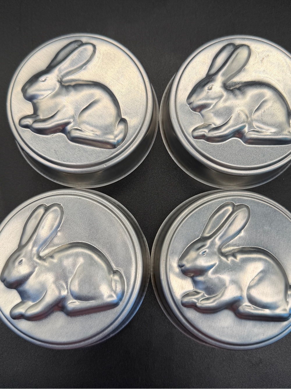 Silver Rabbit Small Pet Treat Tin - Silver